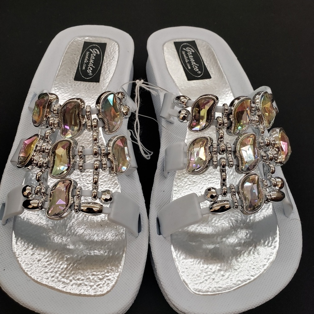 Grandco sandals (White)